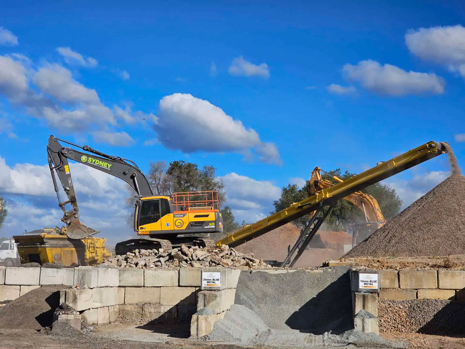 Sydney Crushing & Screening equipment working on site