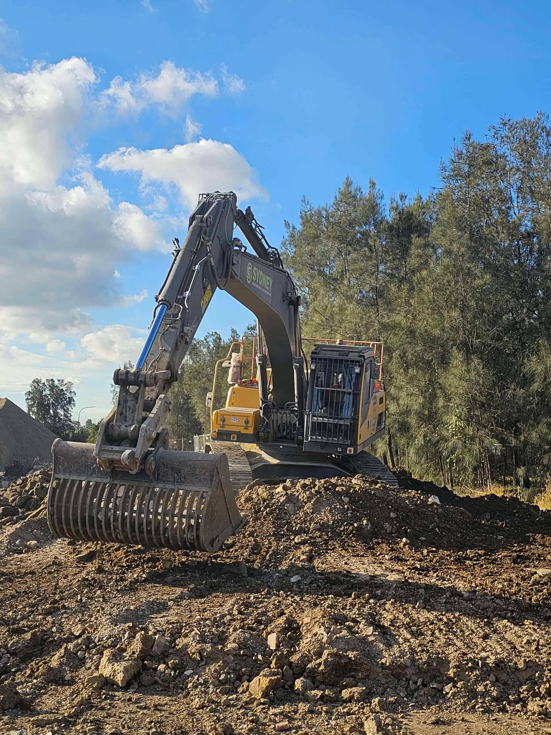 Sydney Crushing & Screening equipment working on site