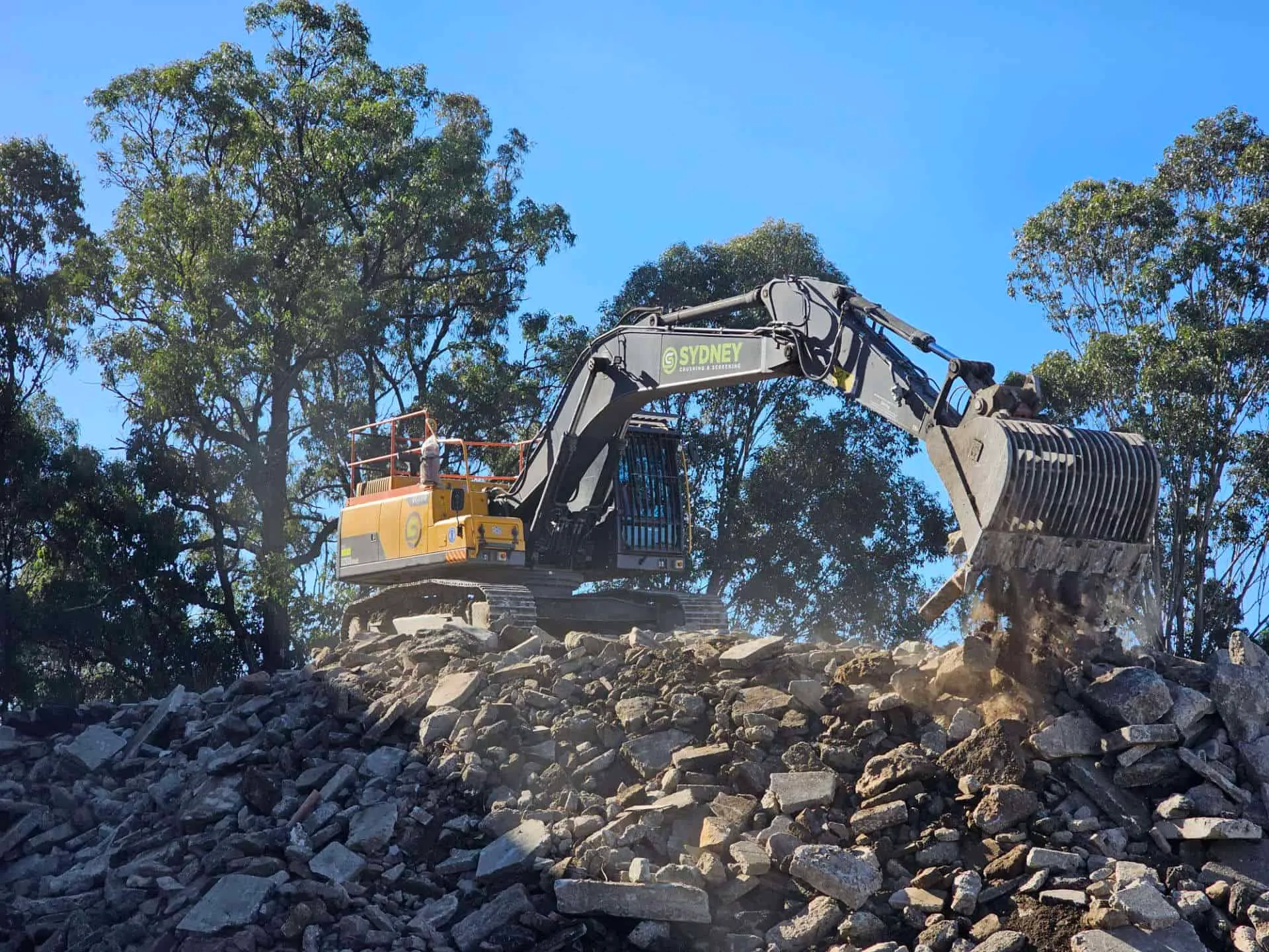 Sydney Crushing & Screening equipment working on site