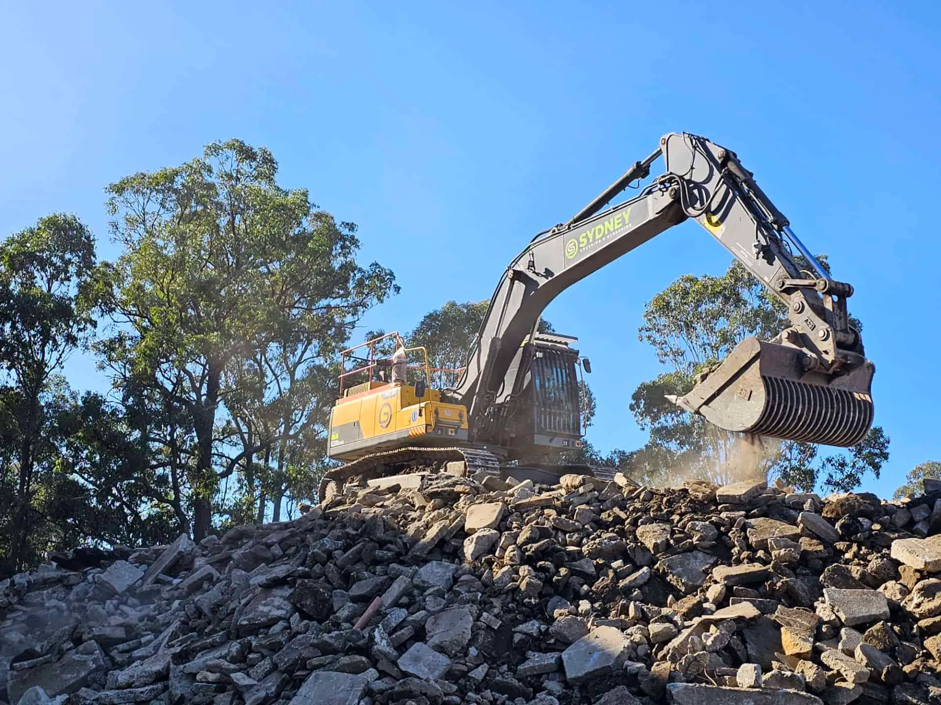 Sydney Crushing & Screening equipment working on site